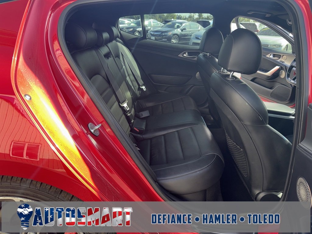 Used 2019 Kia Stinger GT2 image 17