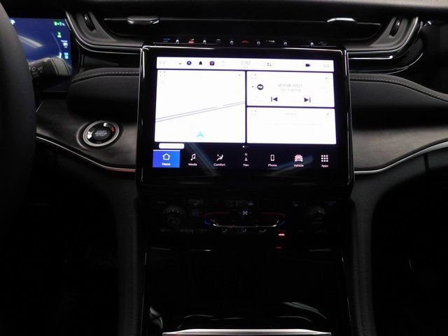 Used 2023 Jeep Grand Cherokee 4WD 4xe image 47