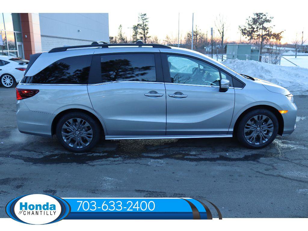 New 2026 Honda Odyssey Touring image 8