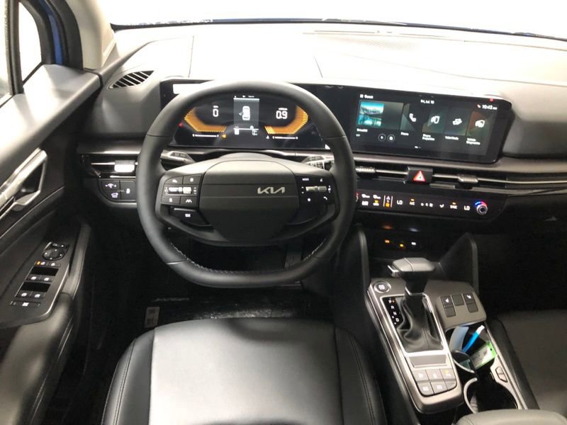 New 2026 Kia Sportage EX w/ EX Panorama Roof Package image 29