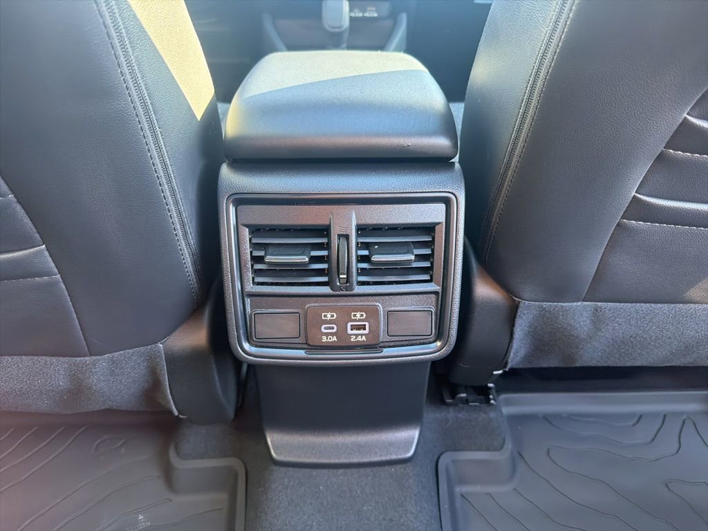 Used 2025 Subaru Forester Premium image 25