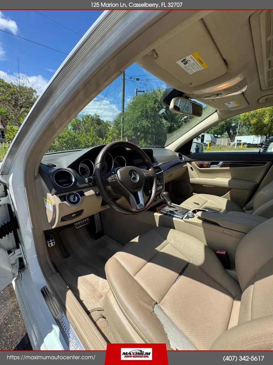 Used 2013 Mercedes-Benz C 250 Sedan image 6