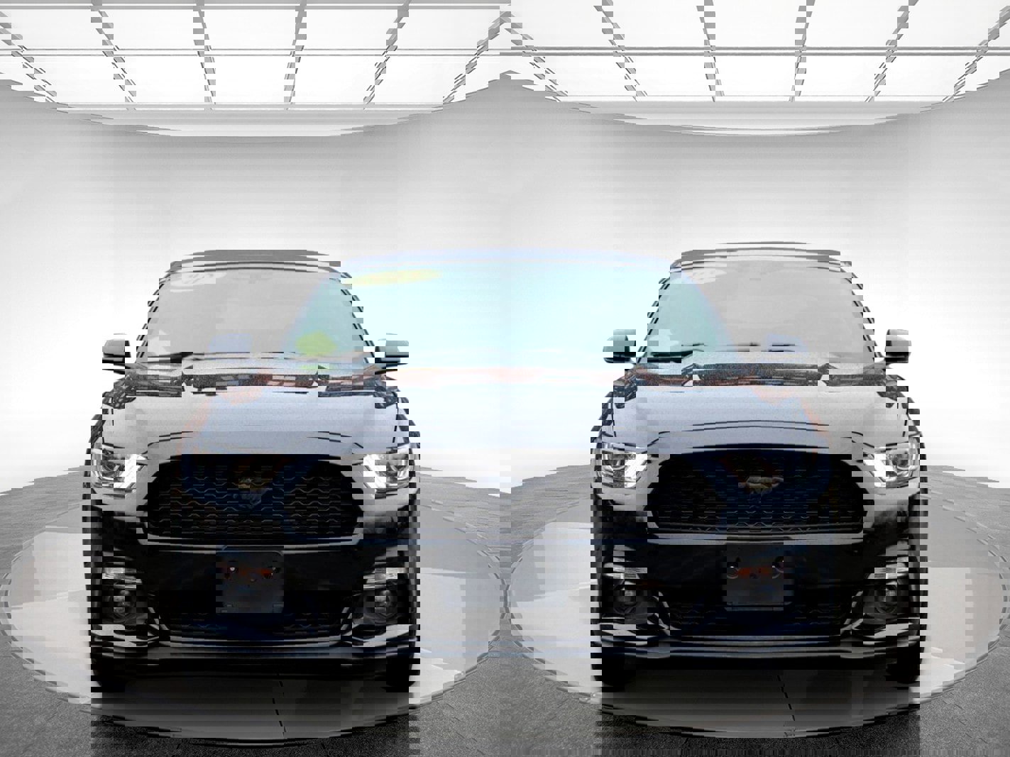 Used 2015 Ford Mustang Premium image 2