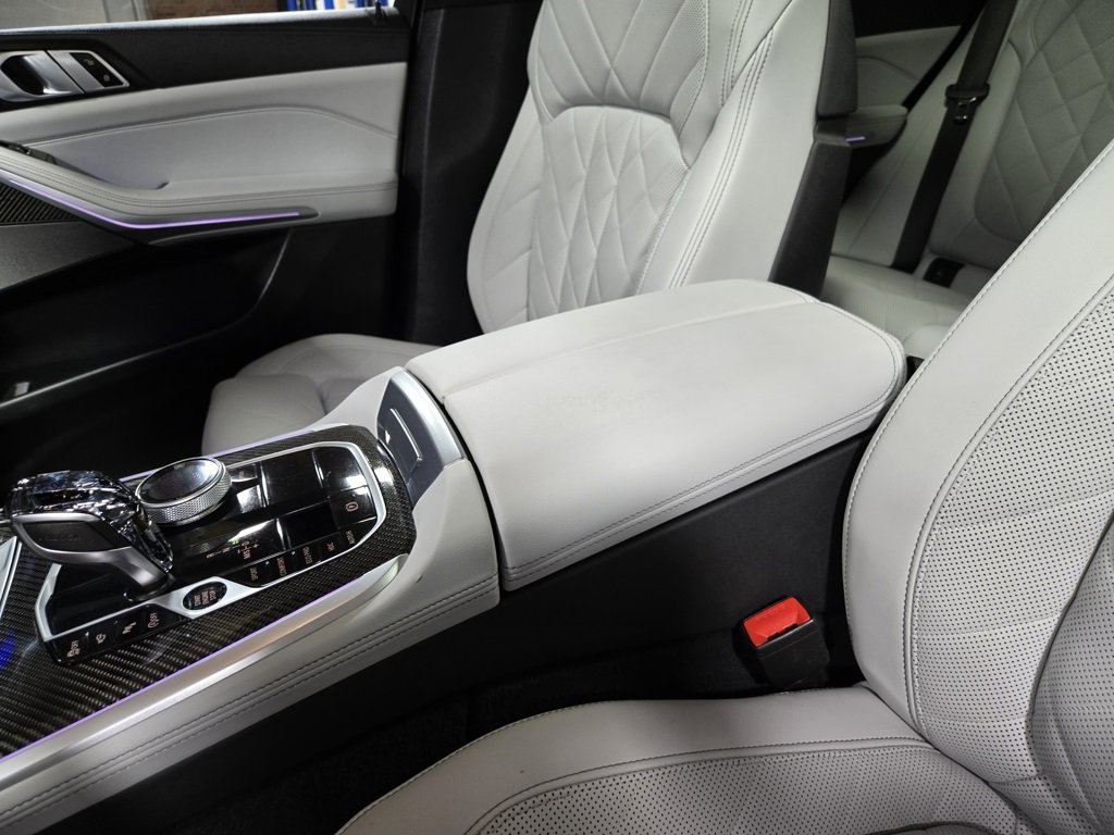 Used 2023 BMW X5 M50i w/ Executive Package image 34