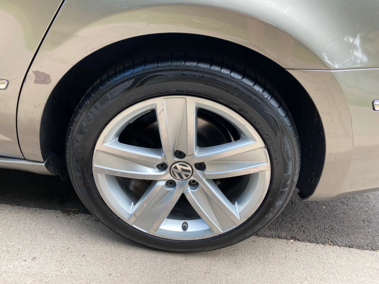 Used 2014 Volkswagen CC Sport image 20