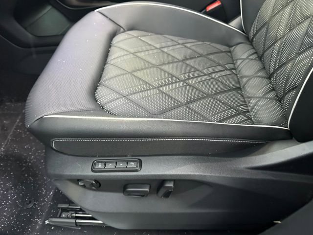 New 2026 Volkswagen Atlas SEL Premium R-Line image 24