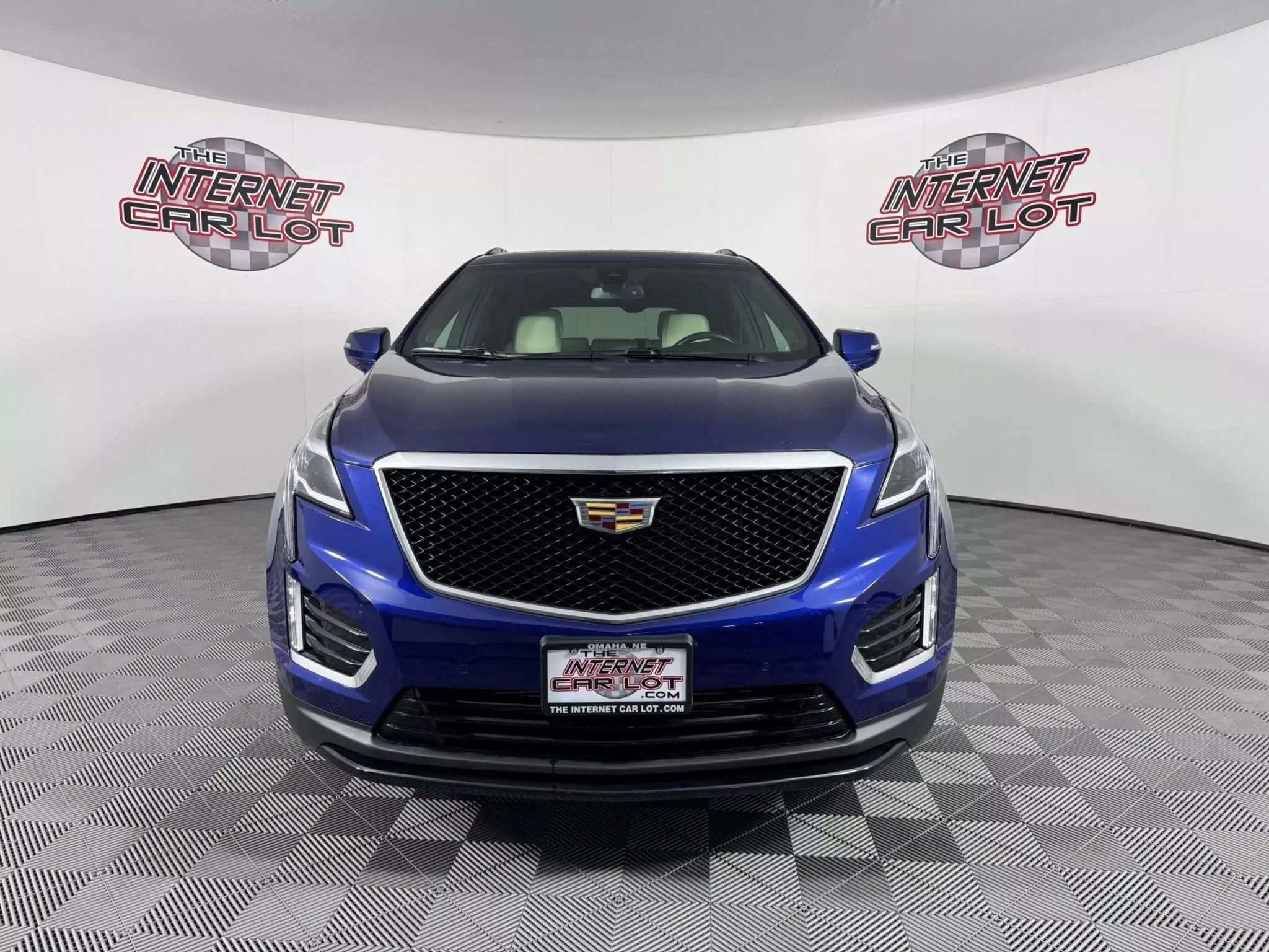 Used 2023 Cadillac XT5 Sportv AWD/4WD image 2