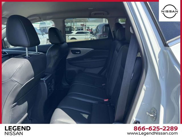 Used 2024 Nissan Murano SV w/ SV Midnight Edition Package AWD/4WD image 12