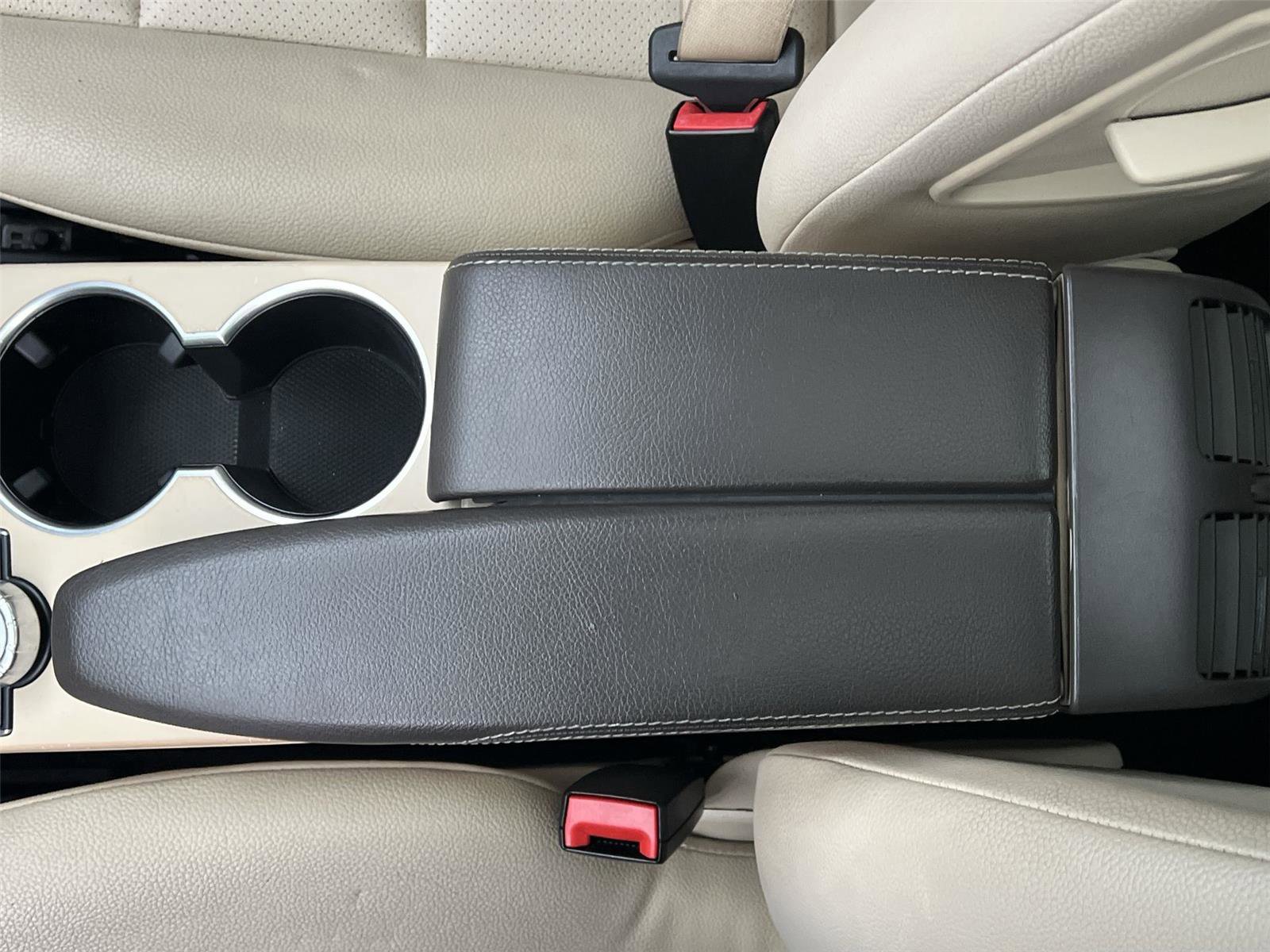 Used 2015 Mercedes-Benz GLK 350 2WD image 26