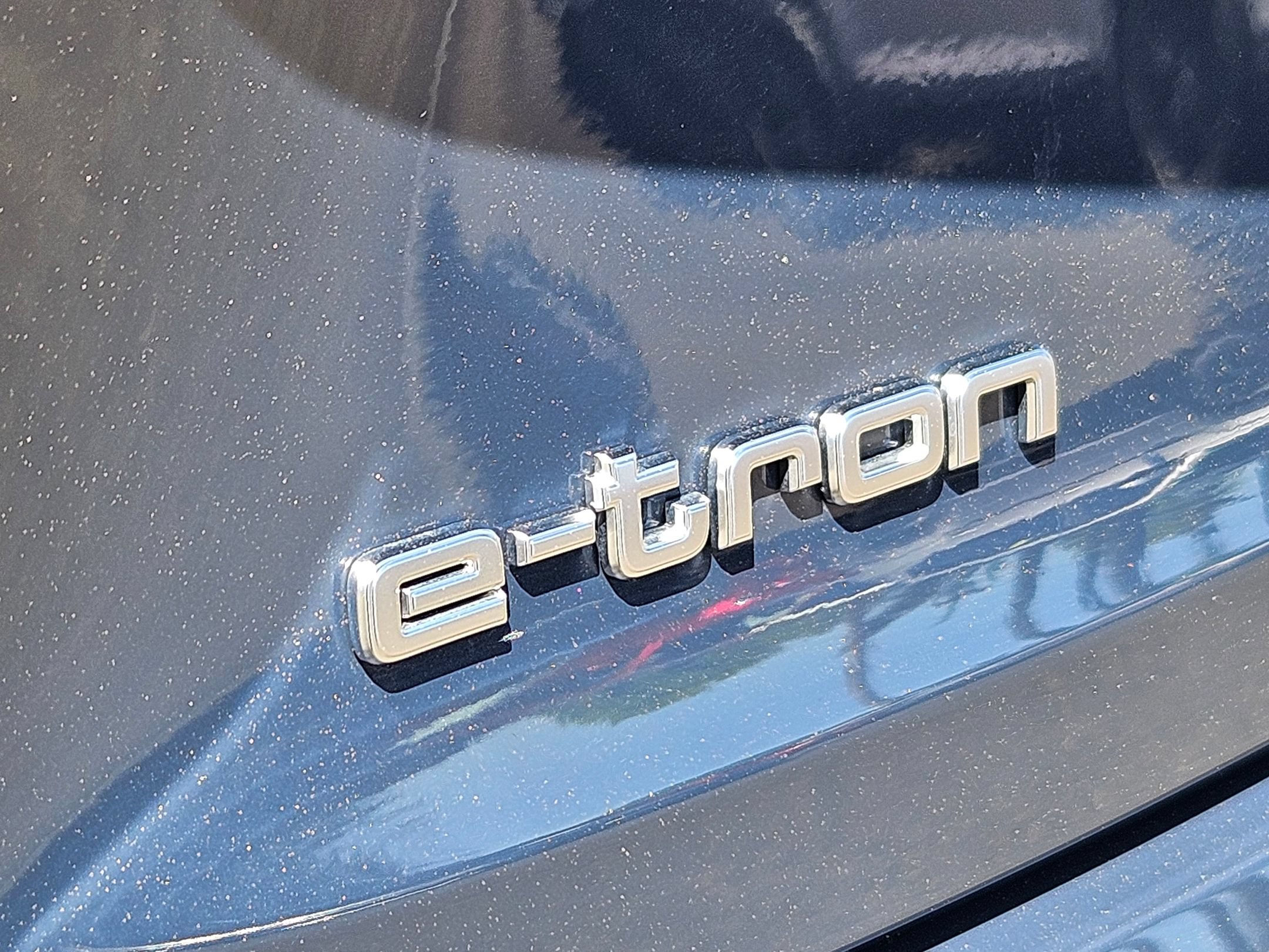 Used 2023 Audi e-tron Prestige w/ Prestige Package AWD/4WD image 28