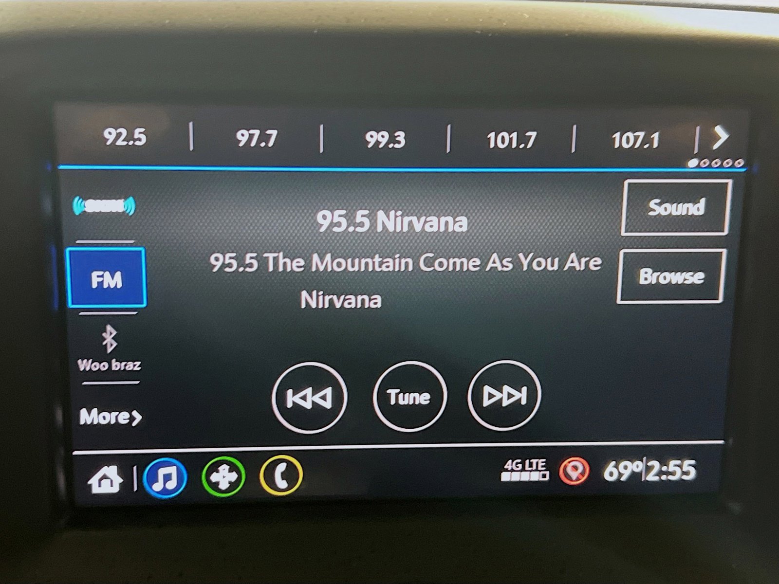 Used 2020 Chevrolet Camaro LT RWD image 9