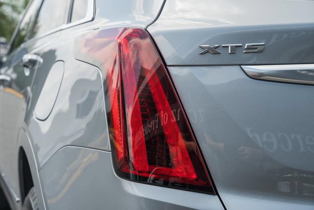 Used 2025 Cadillac XT5 Luxury FWD image 7