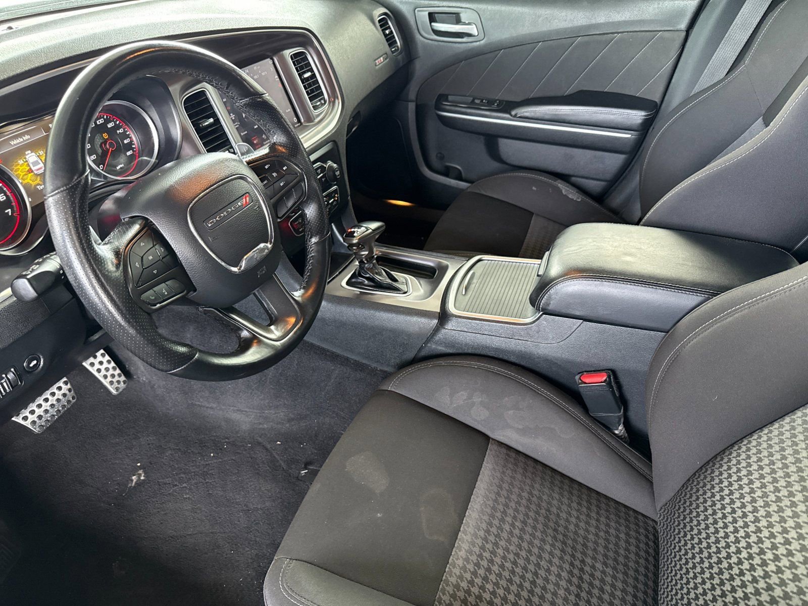 Used 2020 Dodge Charger Scat Pack w/ Driver Convenience Group RWD image 9