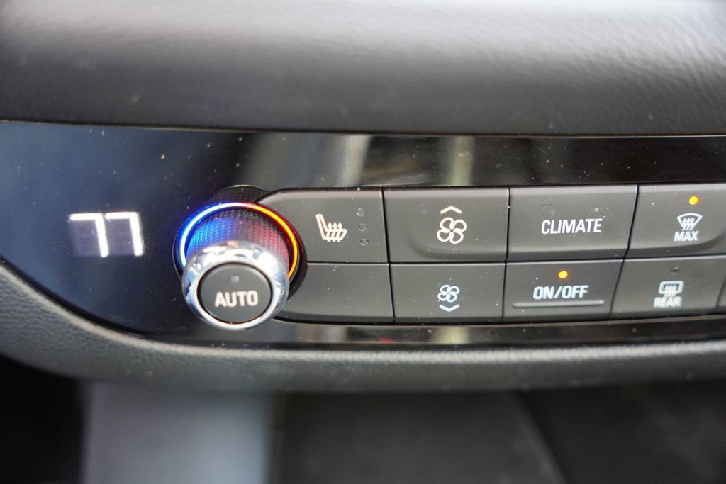 Certified 2023 Buick Enclave Essence w/ Experience Buick Package image 30