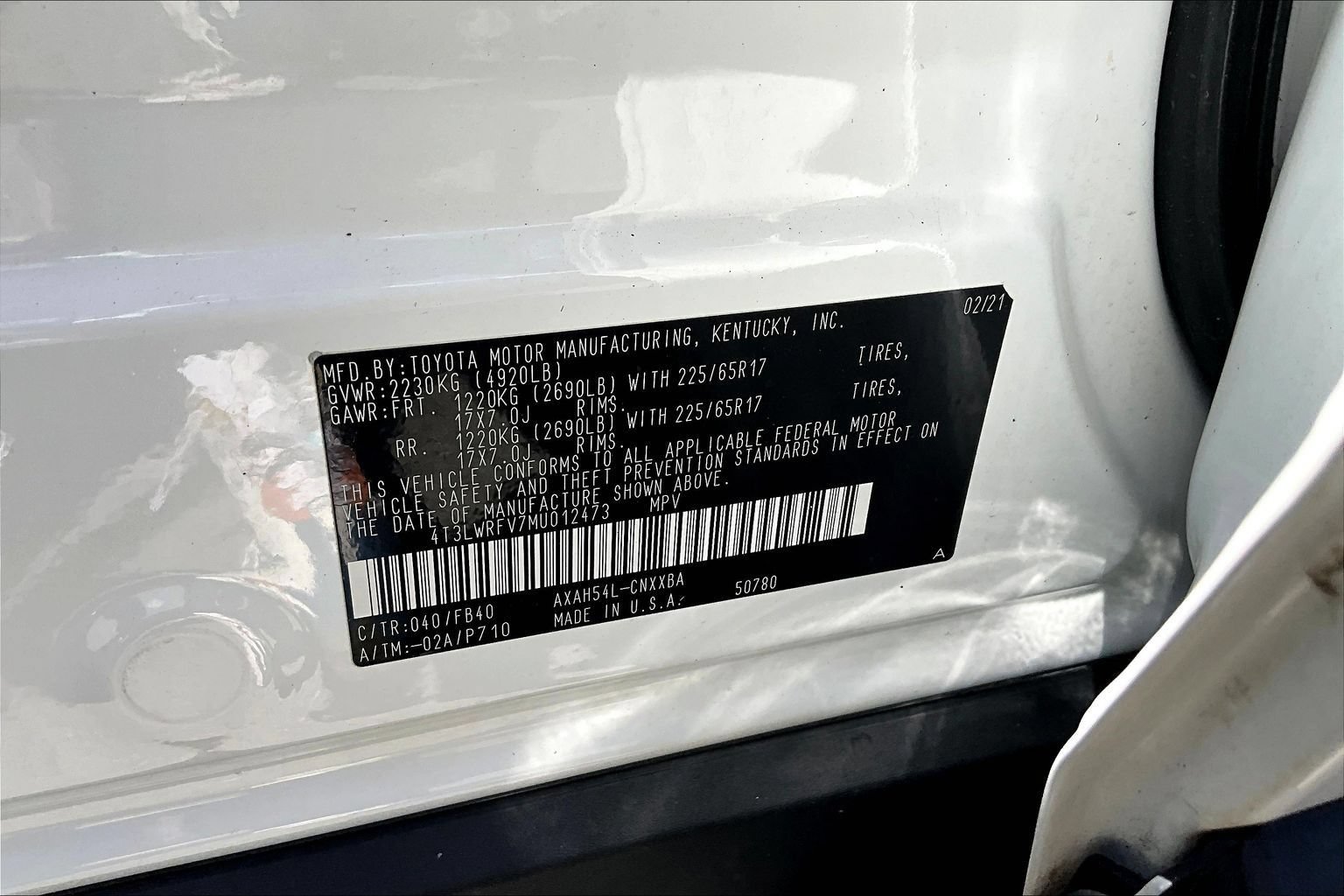 Used 2021 Toyota RAV4 LE AWD/4WD image 22