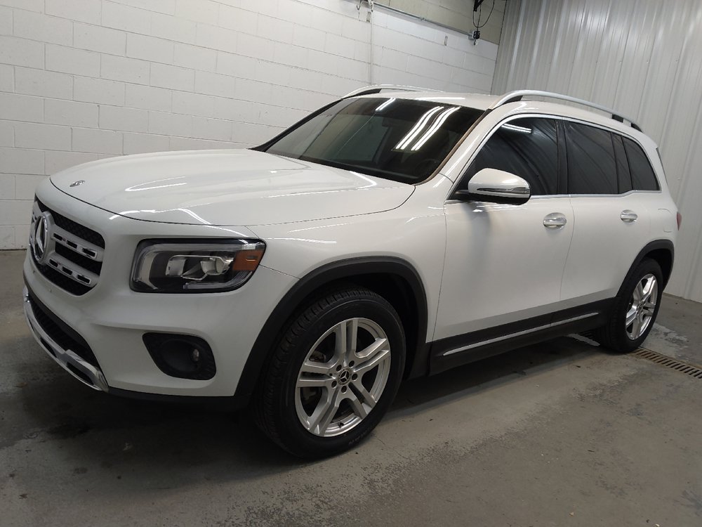 Used 2020 Mercedes-Benz GLB 250 w/ Premium Package image 2
