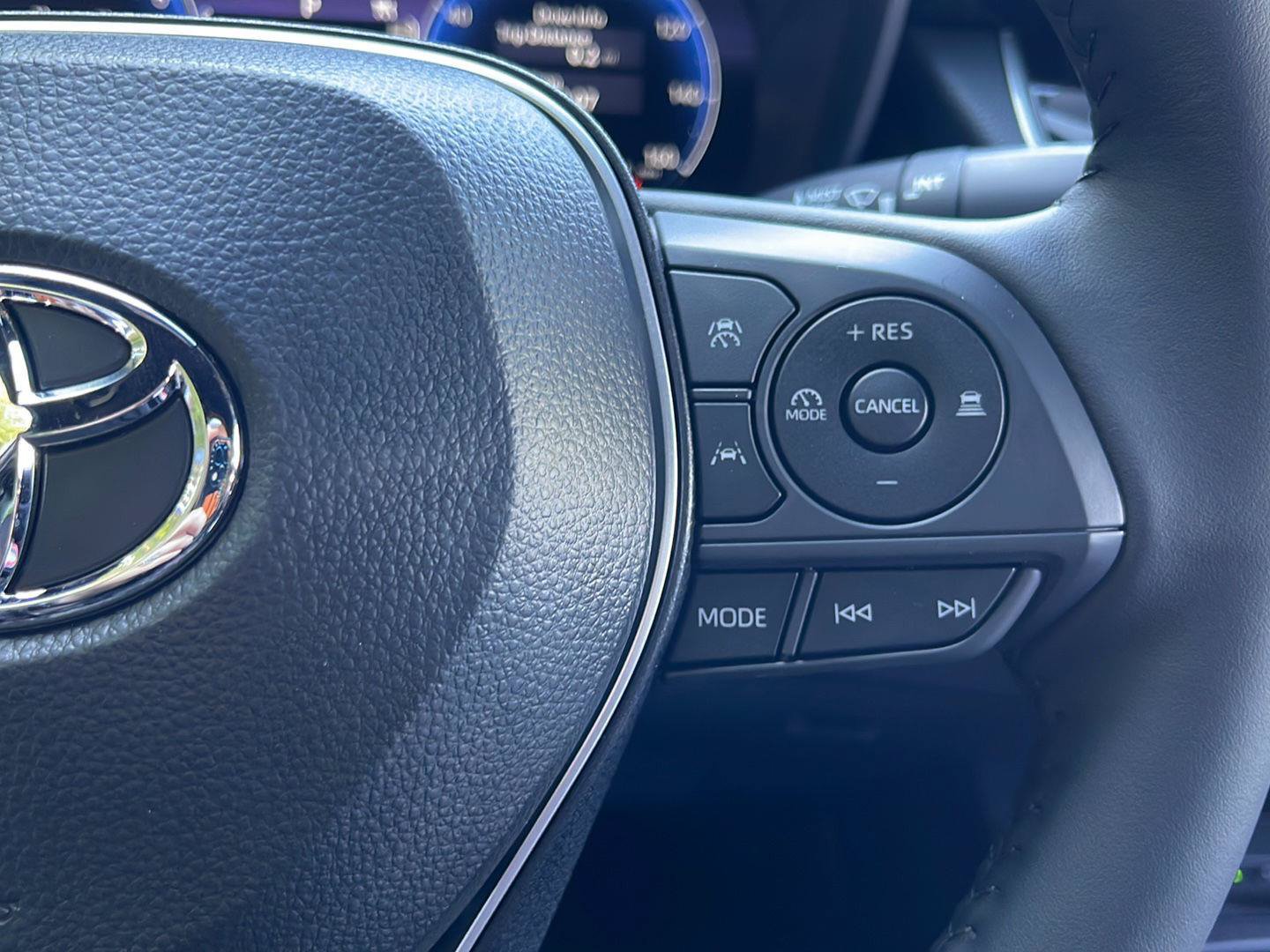 New 2026 Toyota Corolla SE w/ SE Package FWD image 36