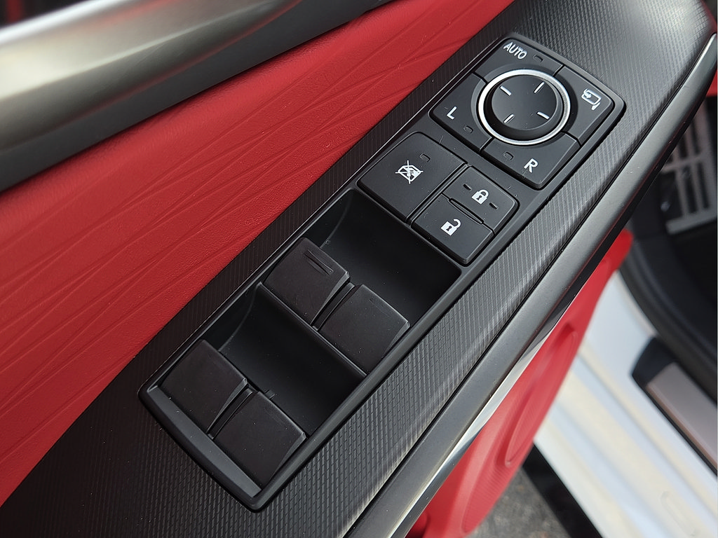 Used 2025 Lexus IS 350 F Sport w/ Navigation Package RWD image 14