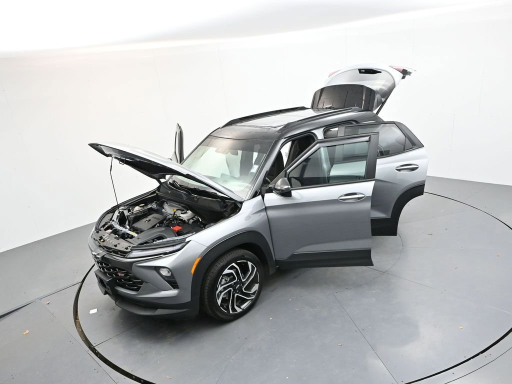 Used 2024 Chevrolet TrailBlazer RS w/ Convenience Package image 38