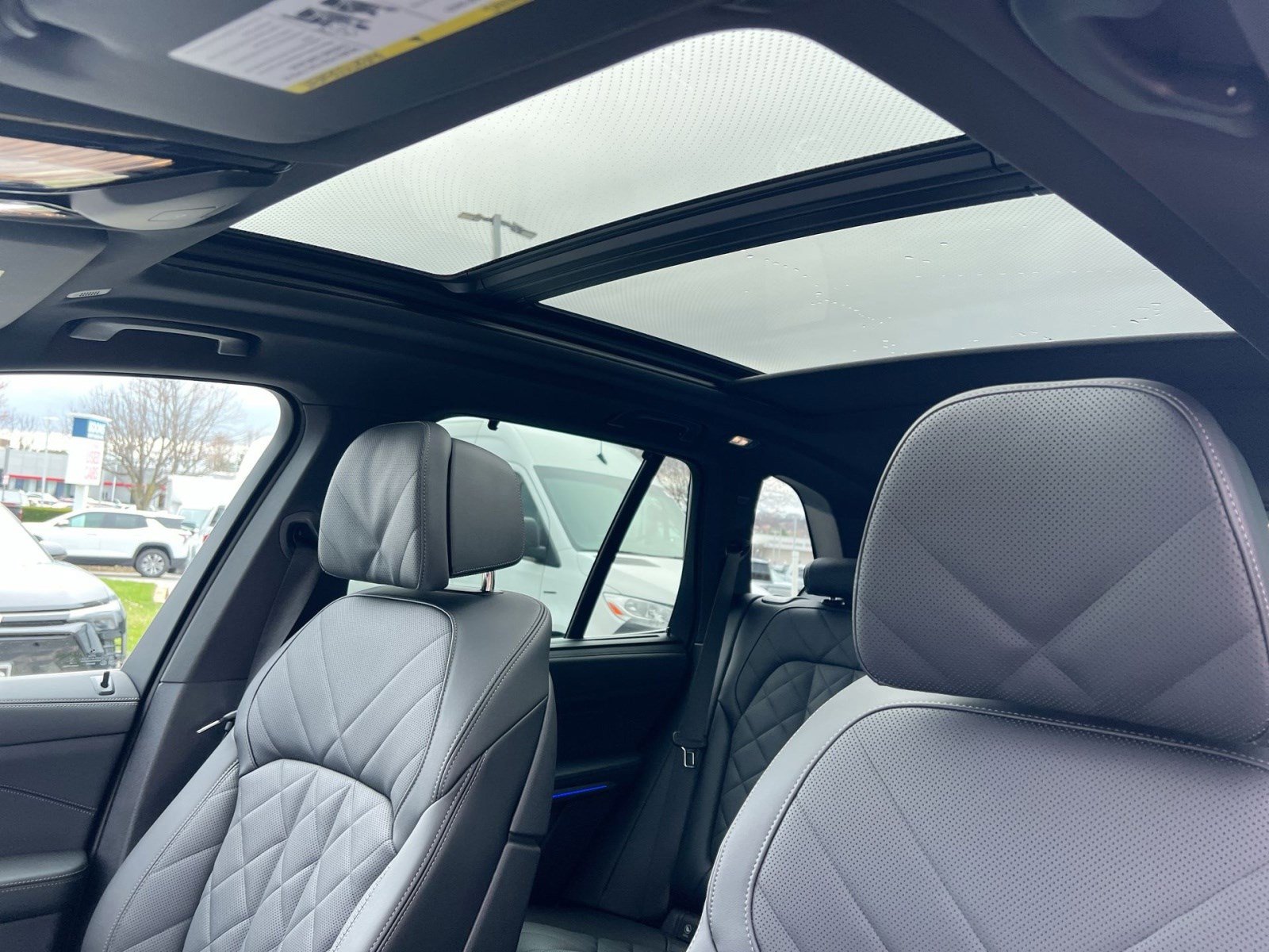 Used 2026 BMW X5 xDrive50e w/ Executive Package image 22