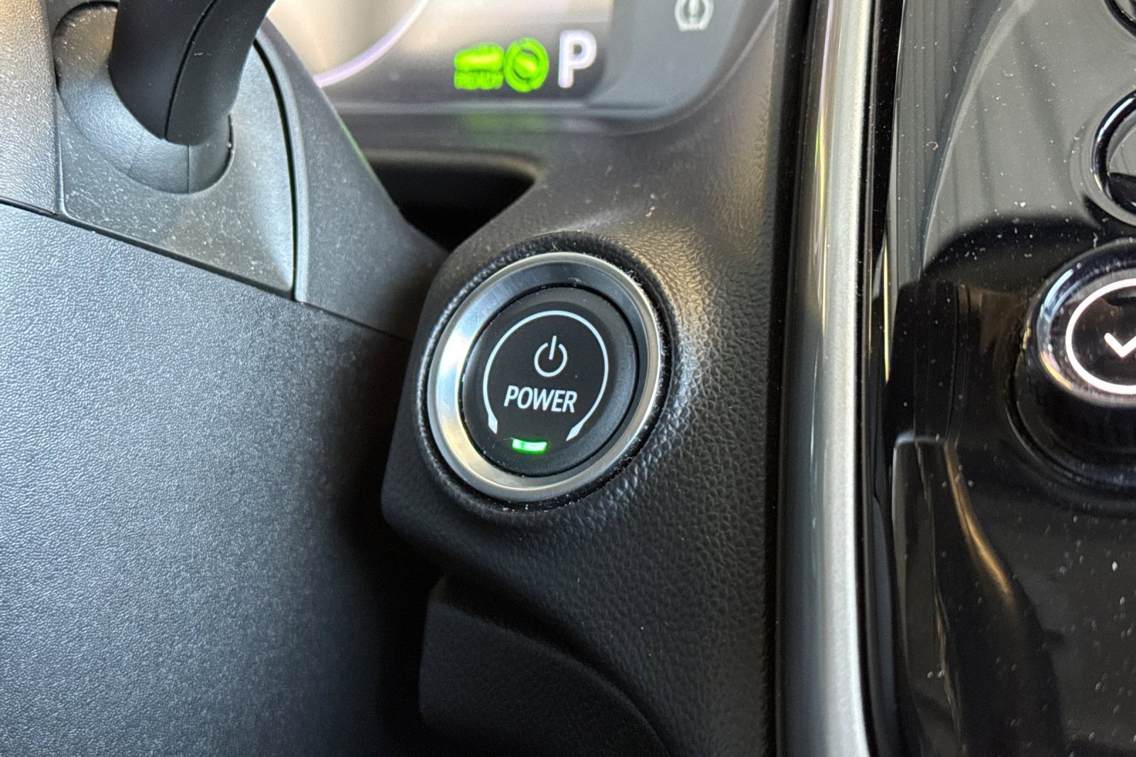 Used 2023 Chevrolet Bolt EUV LT w/ Comfort Package image 30