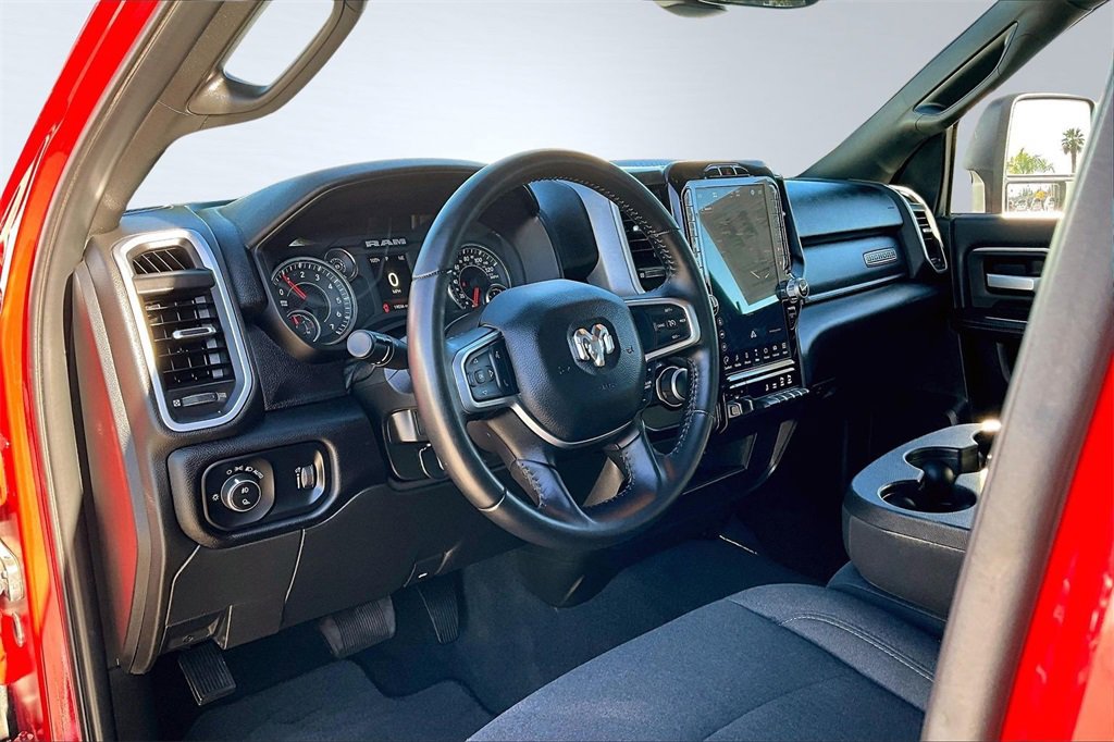 Used 2024 RAM 2500 Big Horn w/ Sport Appearance Package image 15