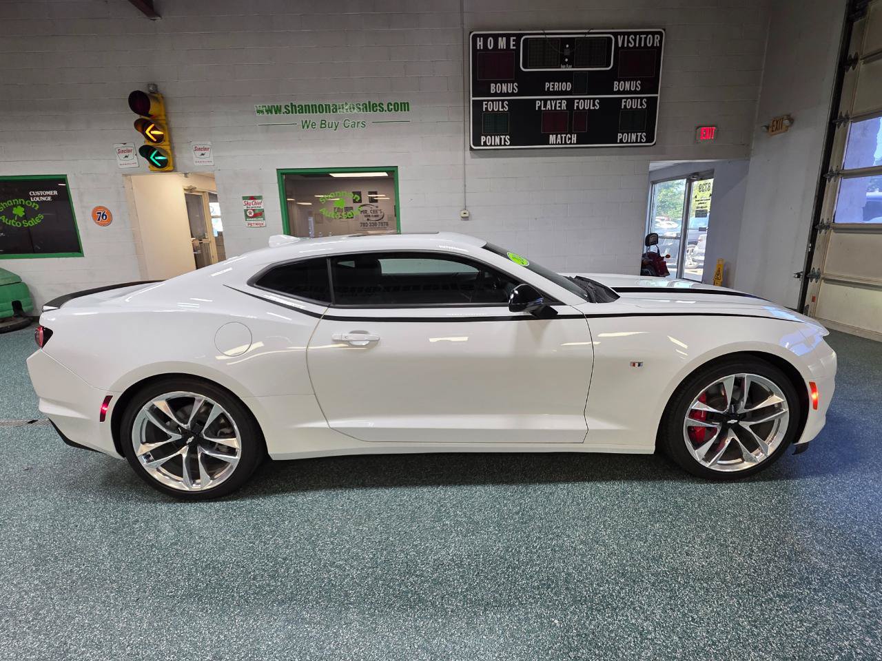 Used 2024 Chevrolet Camaro LT w/ RS Package RWD image 6