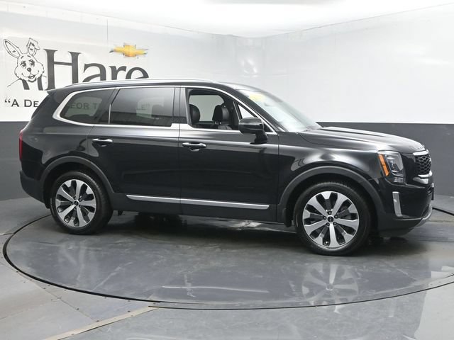 Used 2022 Kia Telluride S AWD/4WD image 1