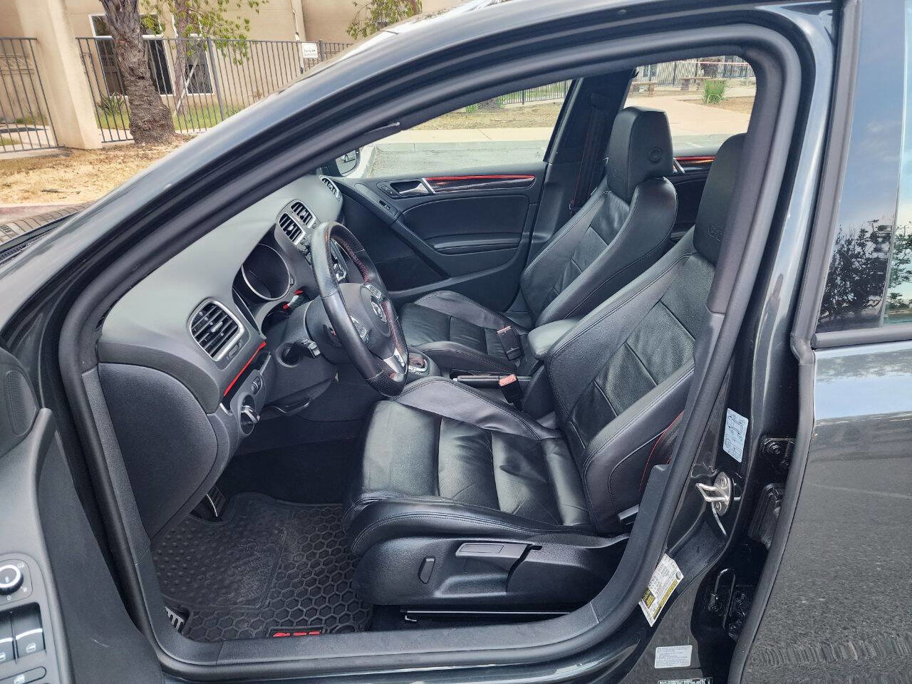 Used 2013 Volkswagen GTI Driver's Edition FWD image 11