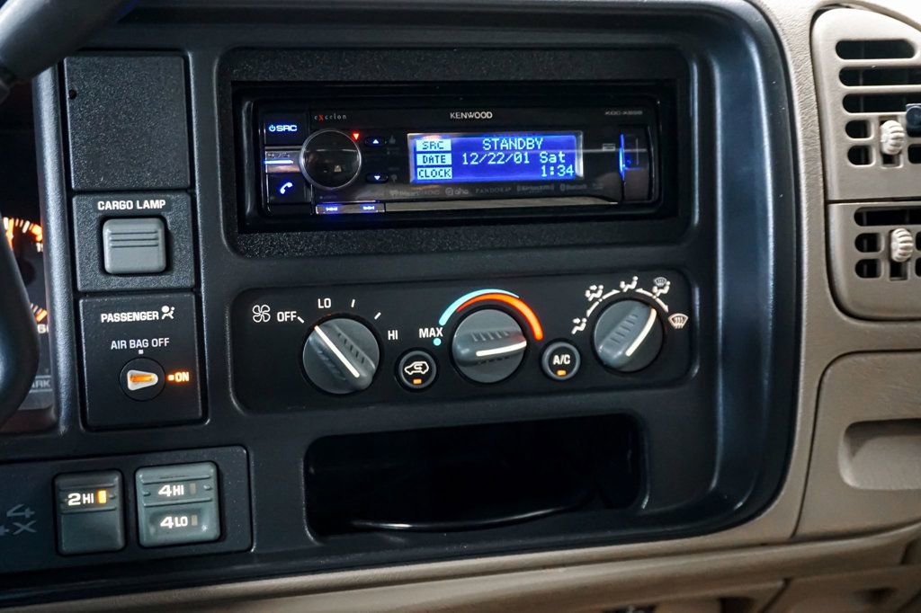 Used 1998 Chevrolet Silverado 1500 4x4 Regular Cab w/ Preferred Equipment Group 2 image 15