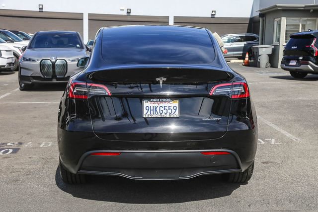 Used 2023 Tesla Model Y Long Range image 9