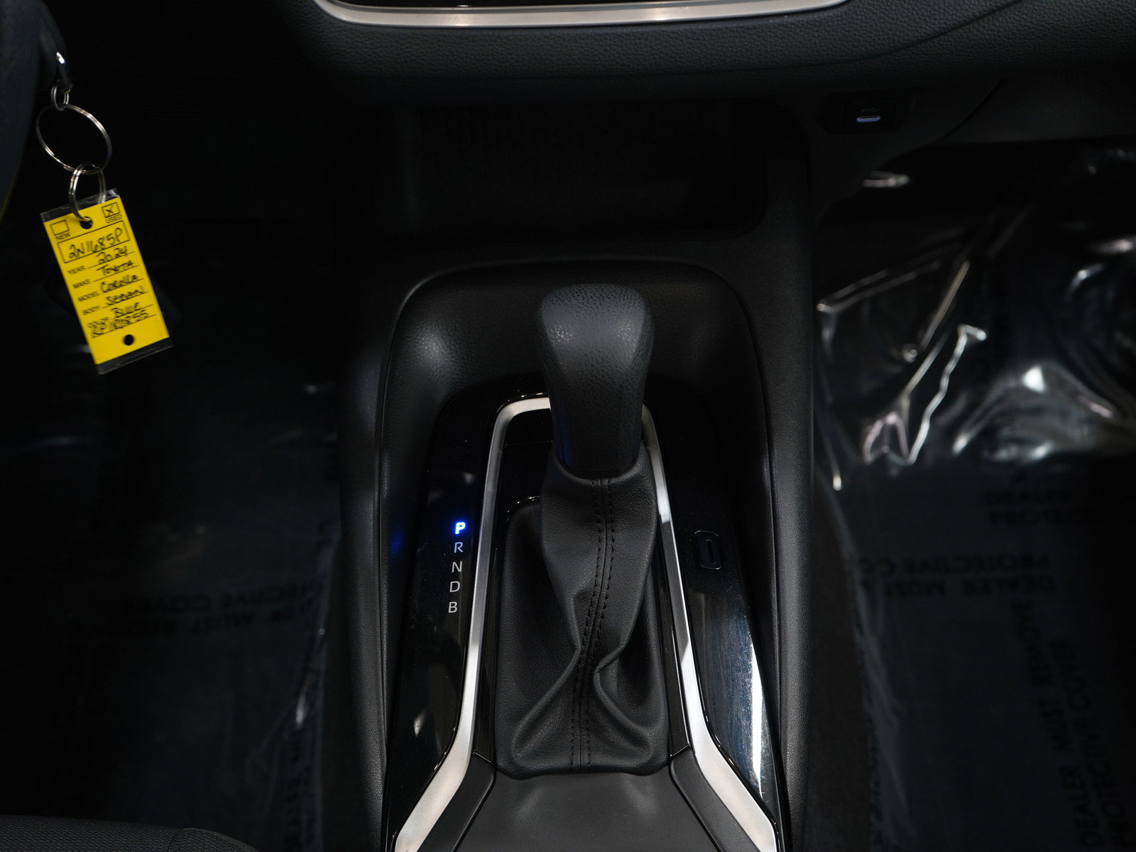 Used 2024 Toyota Corolla LE image 15