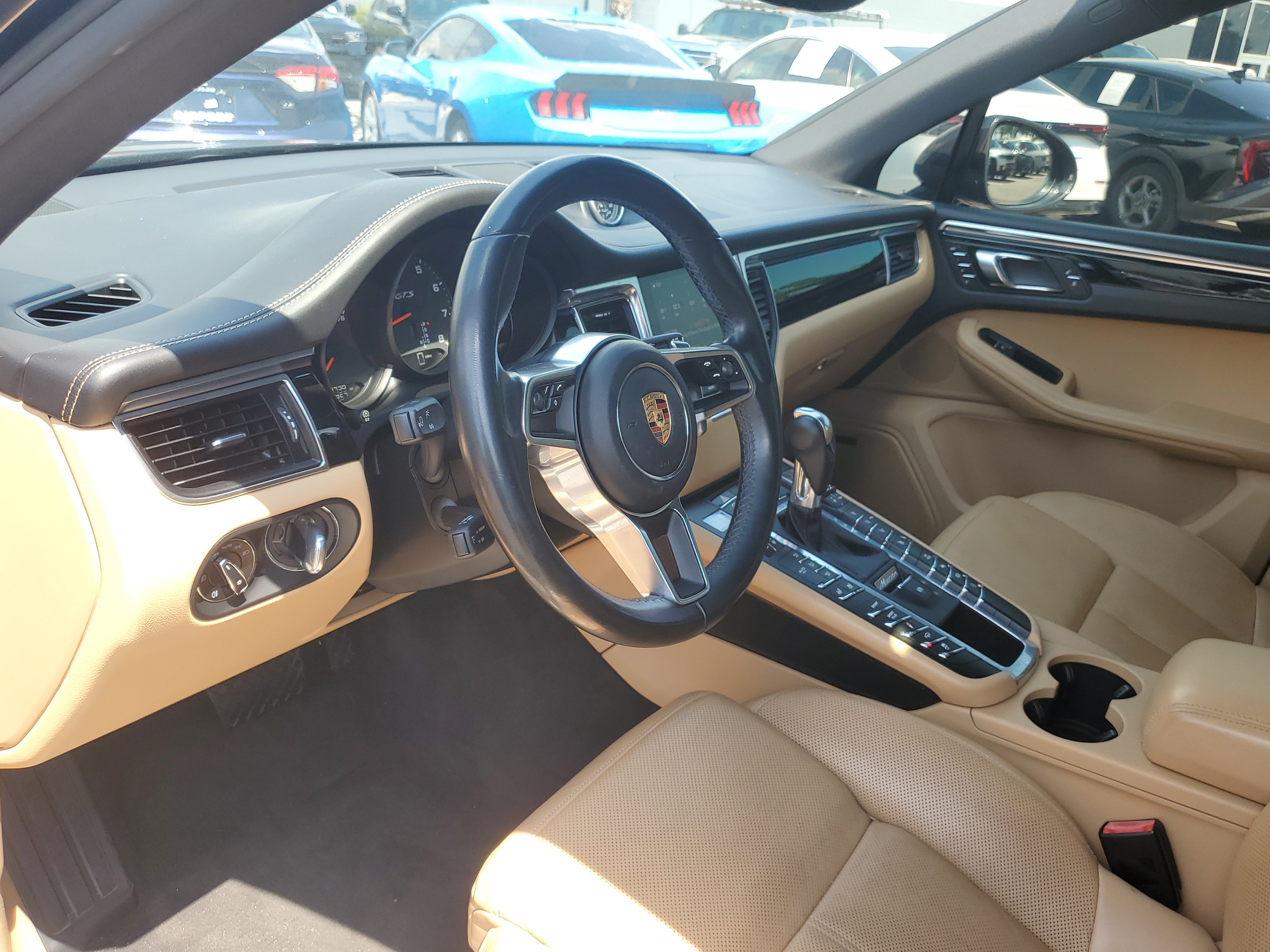Used 2017 Porsche Macan GTS AWD/4WD image 13
