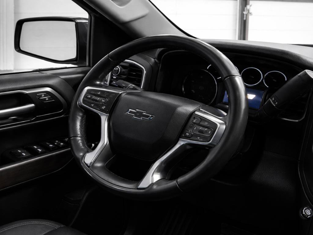 Used 2021 Chevrolet Silverado 1500 RST w/ Texas Edition Plus AWD/4WD image 17
