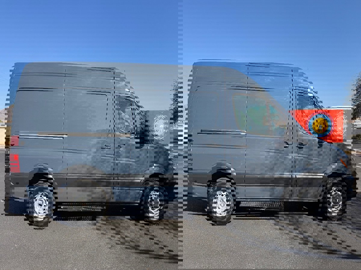 Used 2018 Mercedes-Benz Sprinter 2500 image 5