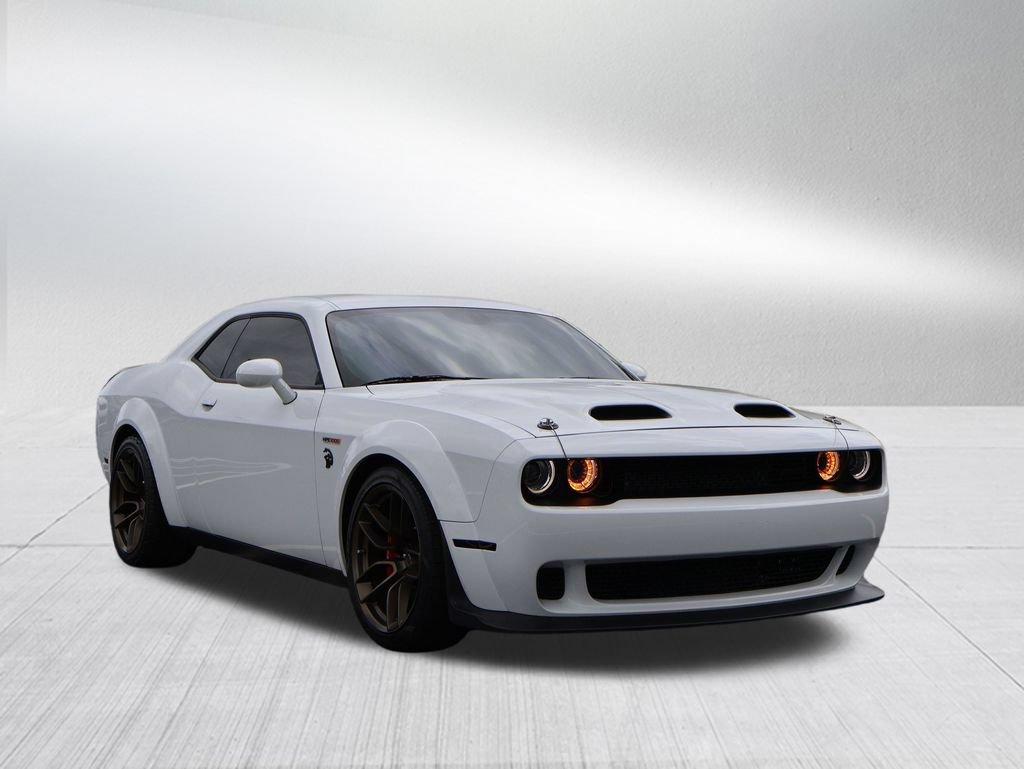 Used 2022 Dodge Challenger SRT Hellcat RWD image 3