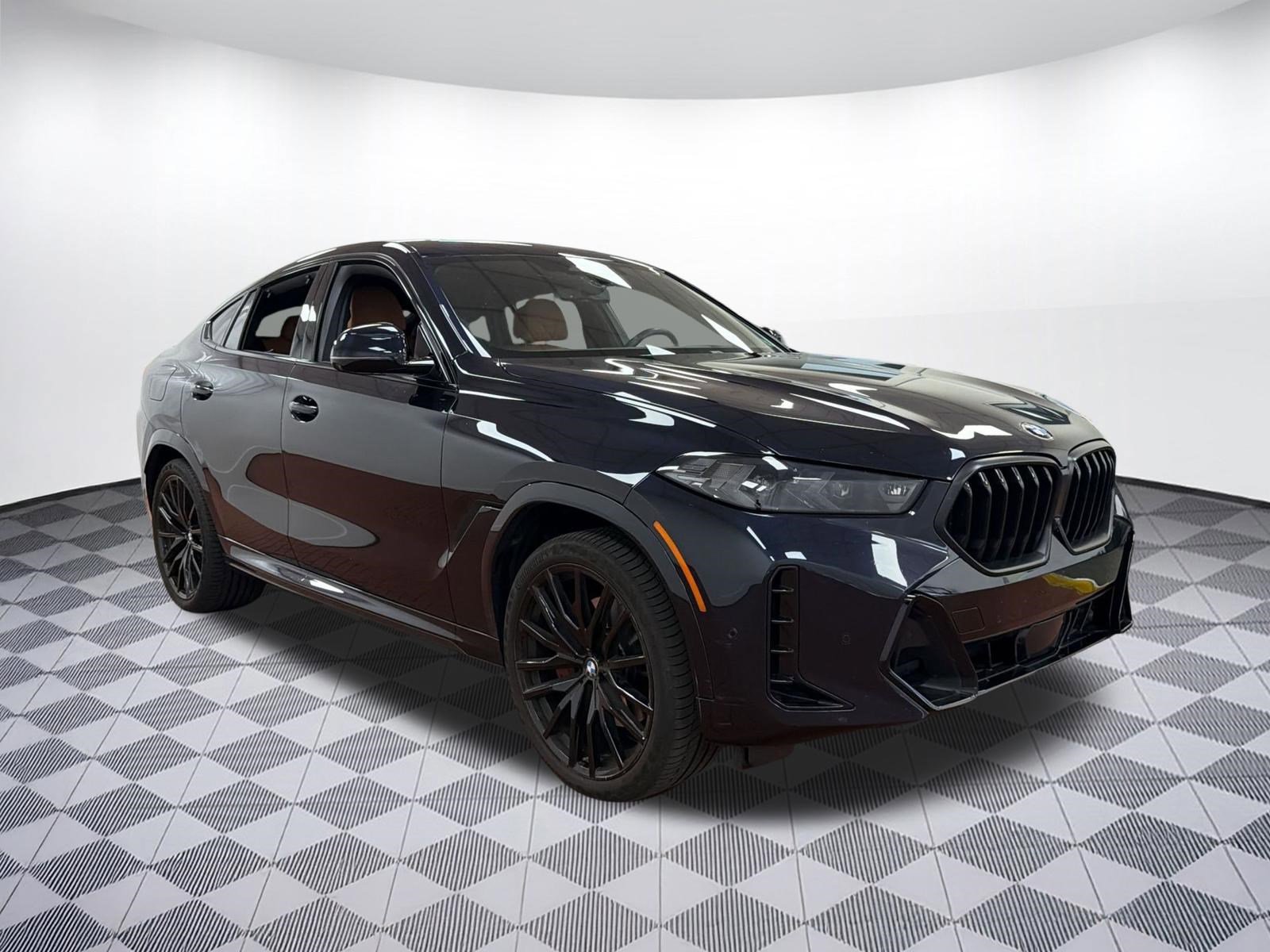 Certified 2024 BMW X6 xDrive40i w/ Executive Package image 7