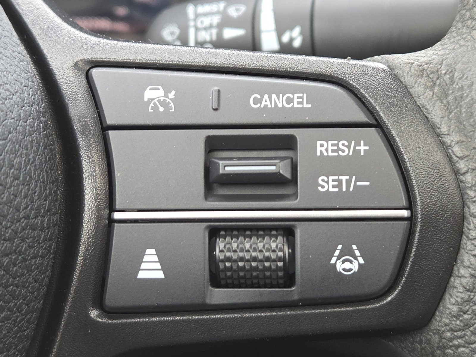 Used 2023 Honda Accord EX image 6