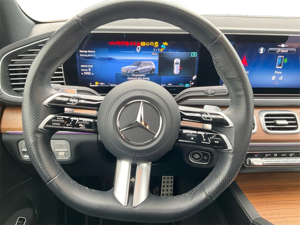 Used 2025 Mercedes-Benz GLS 450 4MATIC image 16