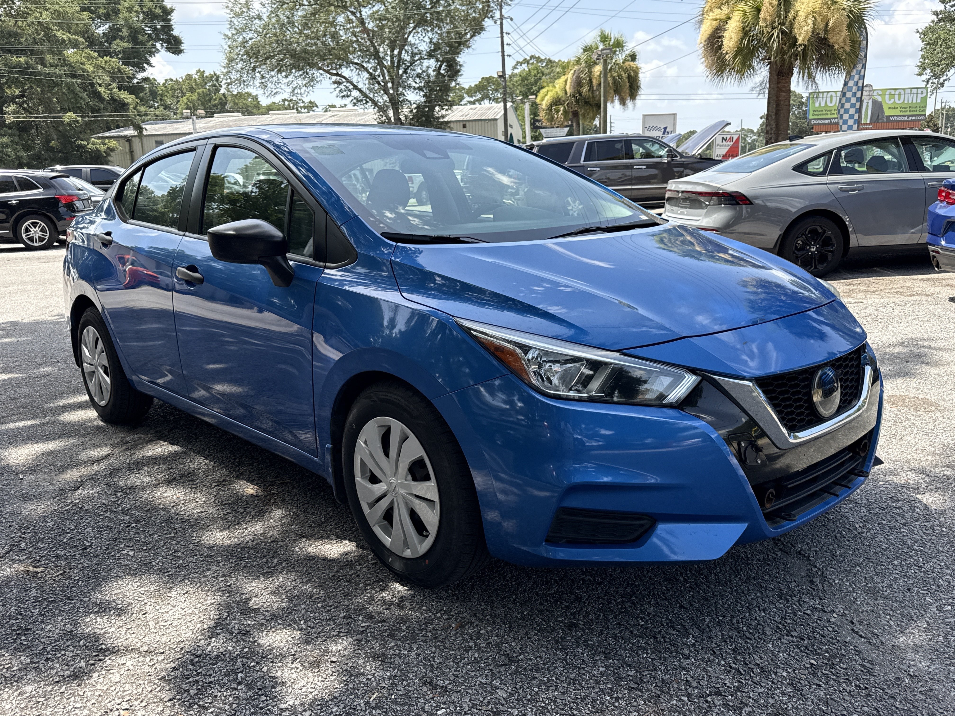 Used 2021 Nissan Versa S FWD image 7