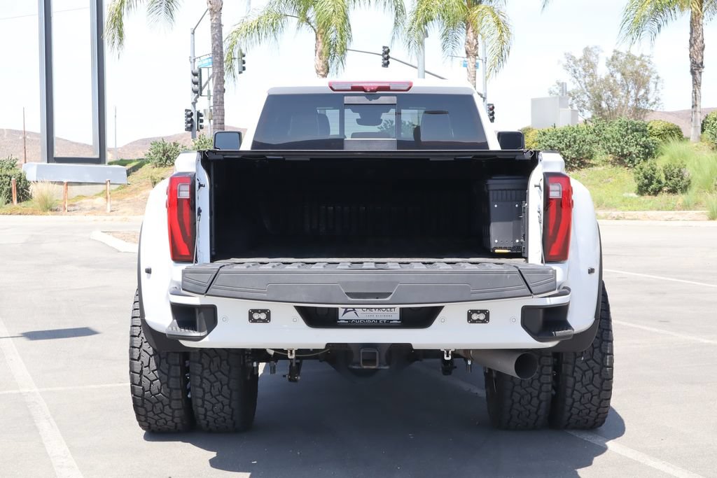 Used 2024 GMC Sierra 3500 Denali Ultimate AWD/4WD image 40