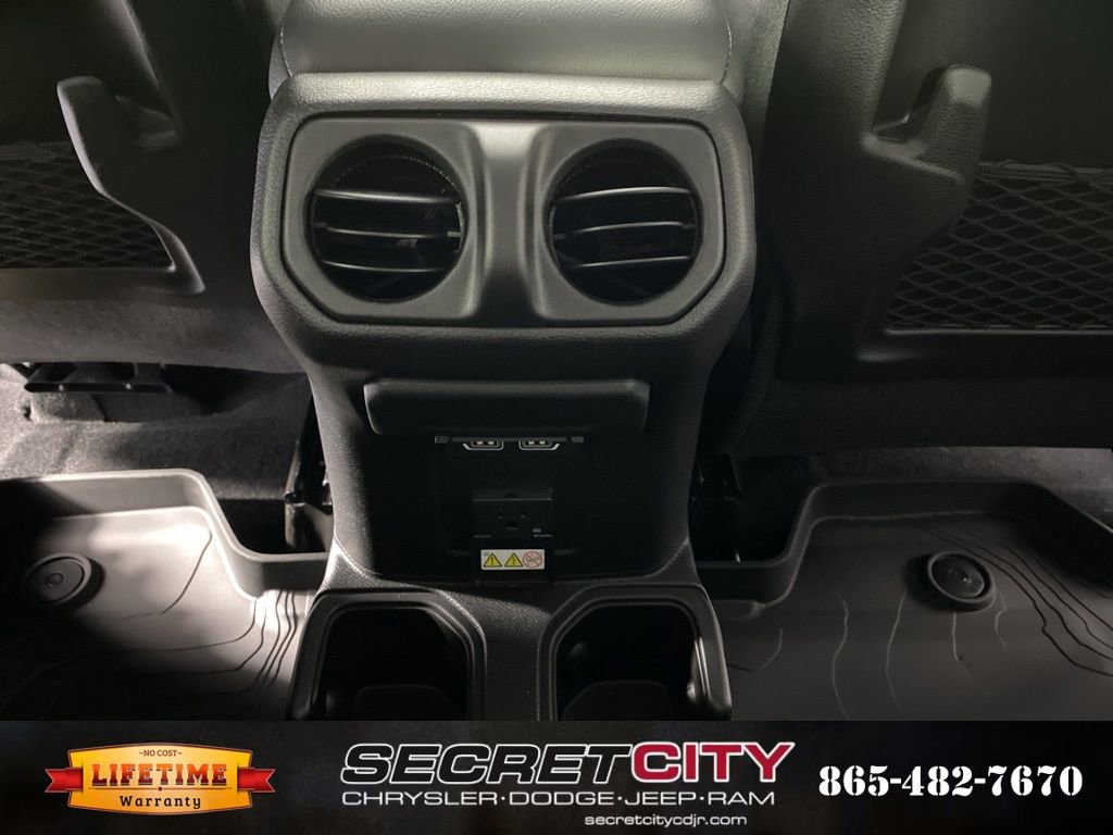 New 2025 Jeep Wrangler Rubicon w/ Steel Bumper Group image 28