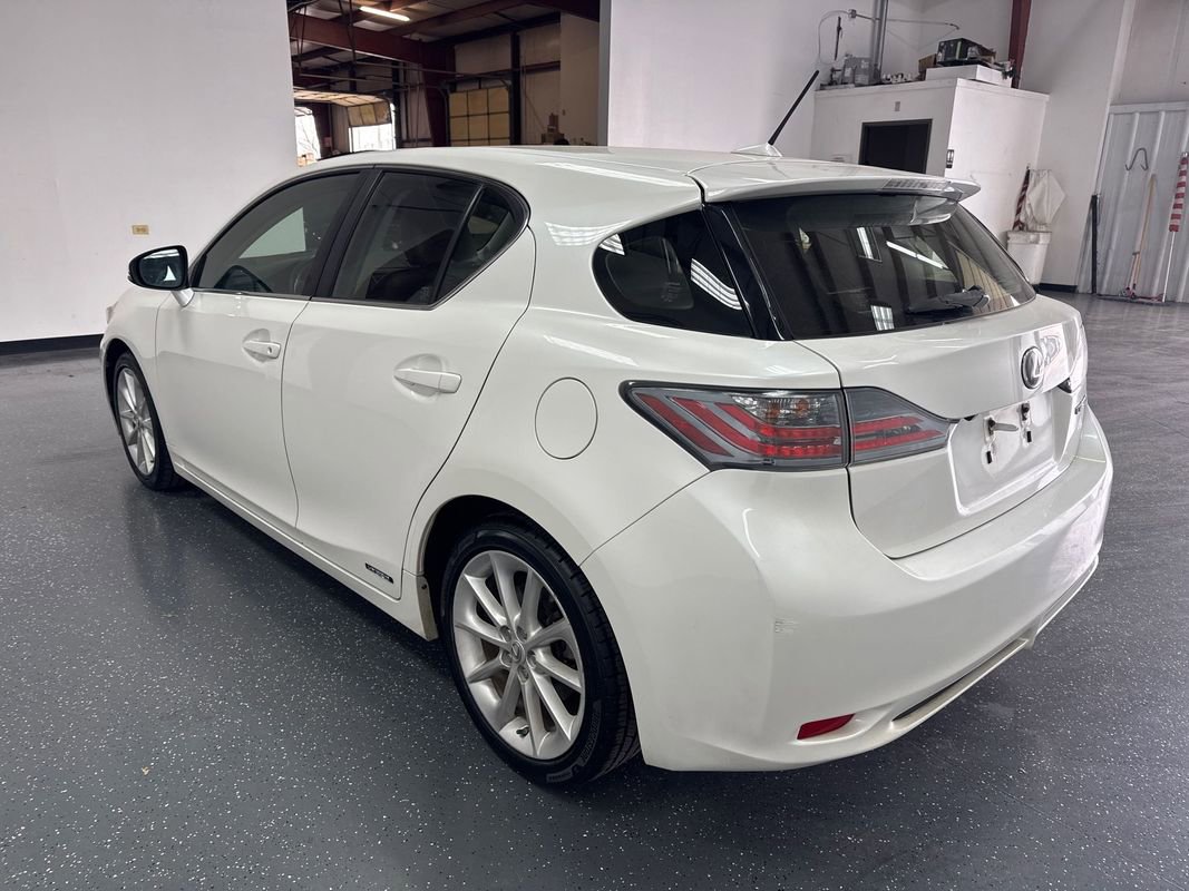 Used 2013 Lexus CT 200h w/ Premium Pkg w/Navigation image 6