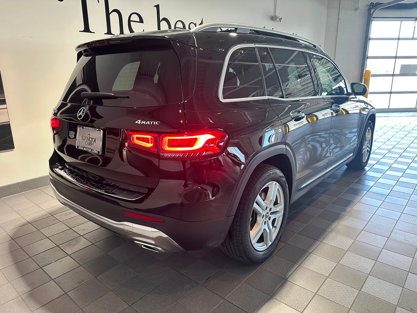Certified 2023 Mercedes-Benz GLB 250 4MATIC image 4
