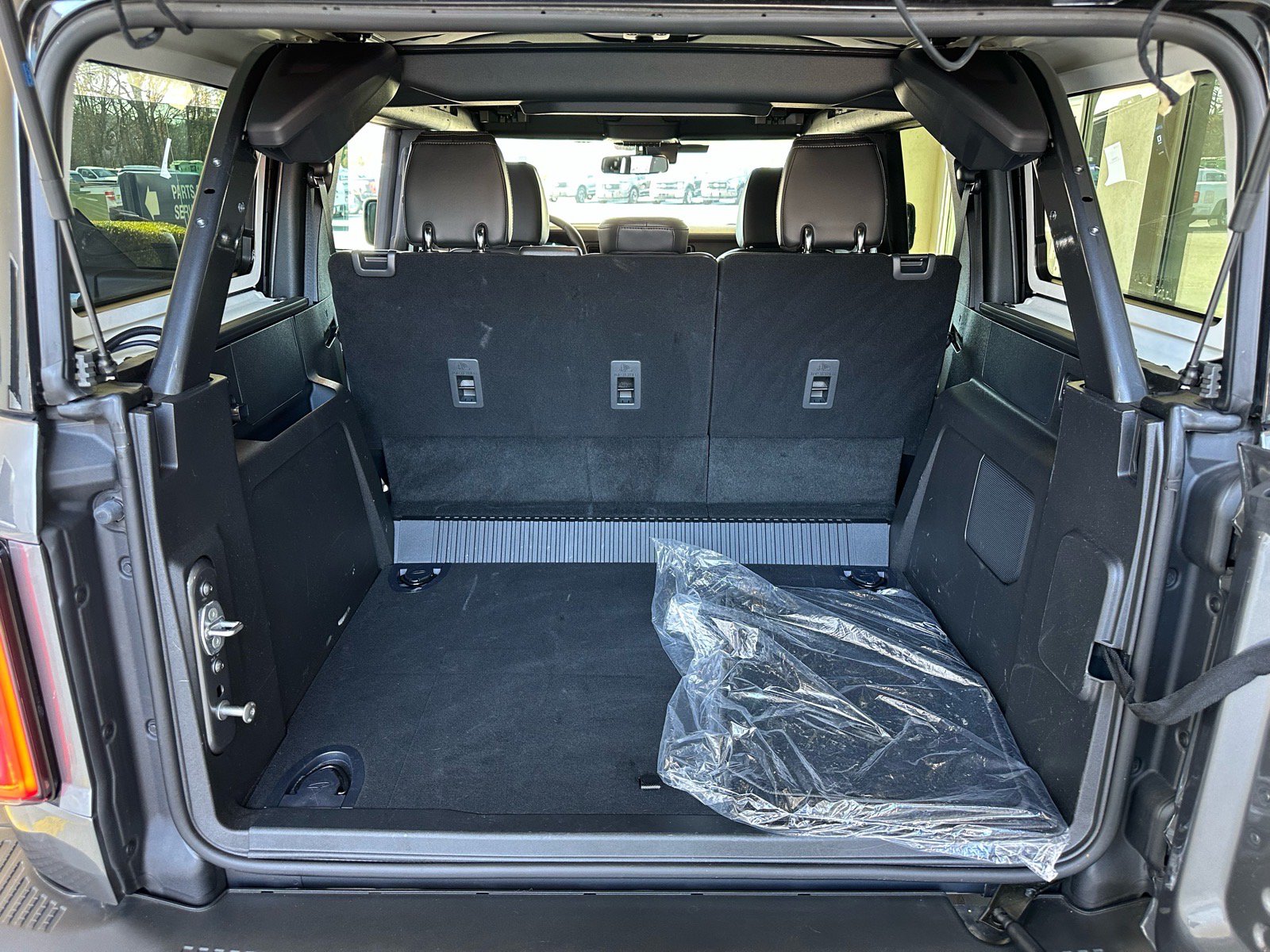 Certified 2025 Ford Bronco Badlands AWD/4WD image 28