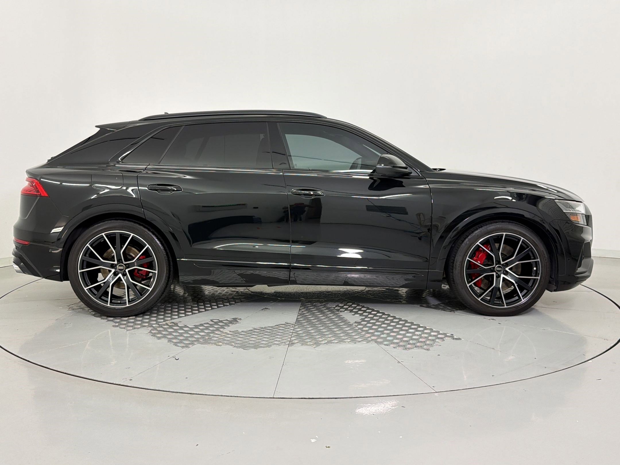 Used 2023 Audi SQ8 Prestige w/ Prestige Package AWD/4WD image 8
