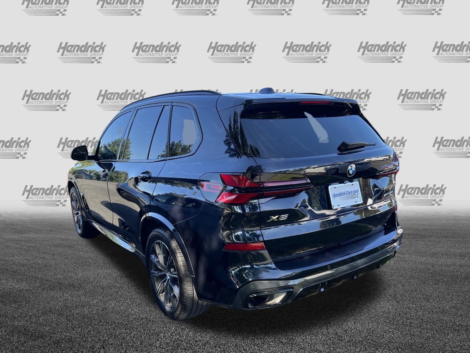 Certified 2024 BMW X5 sDrive40i w/ M Sport Package RWD image 8