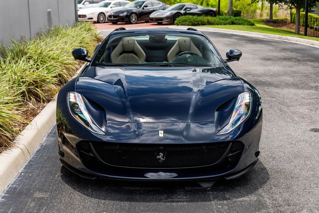 Used 2022 Ferrari 812 GTS RWD image 8