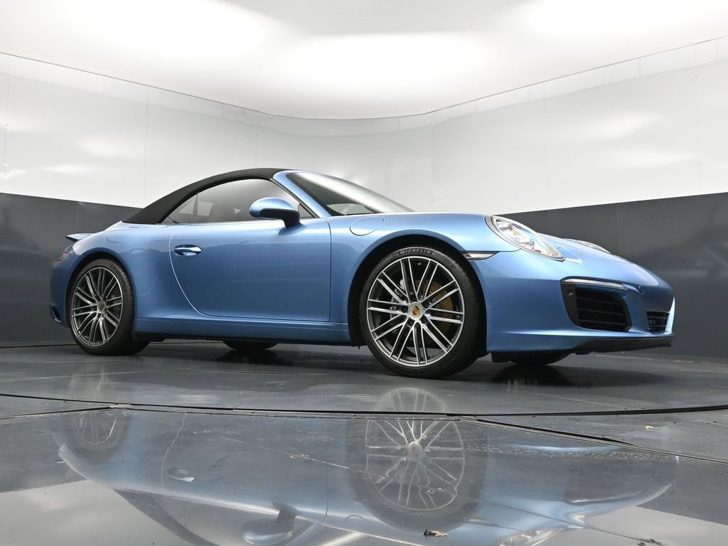 Certified 2019 Porsche 911 Carrera RWD image 29