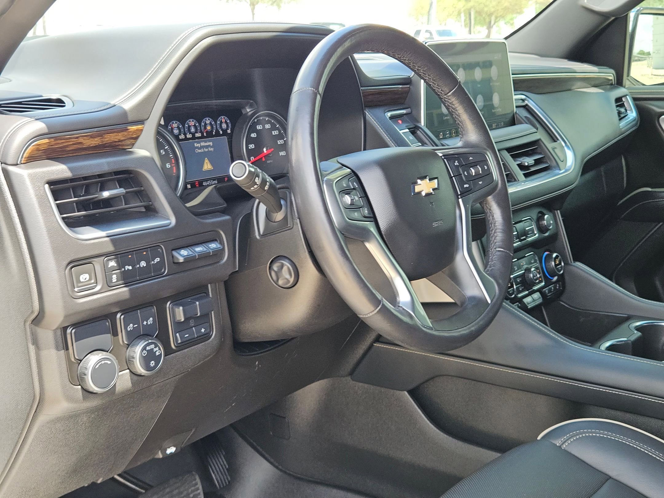 Used 2021 Chevrolet Tahoe Premier w/ Premium Package RWD image 10